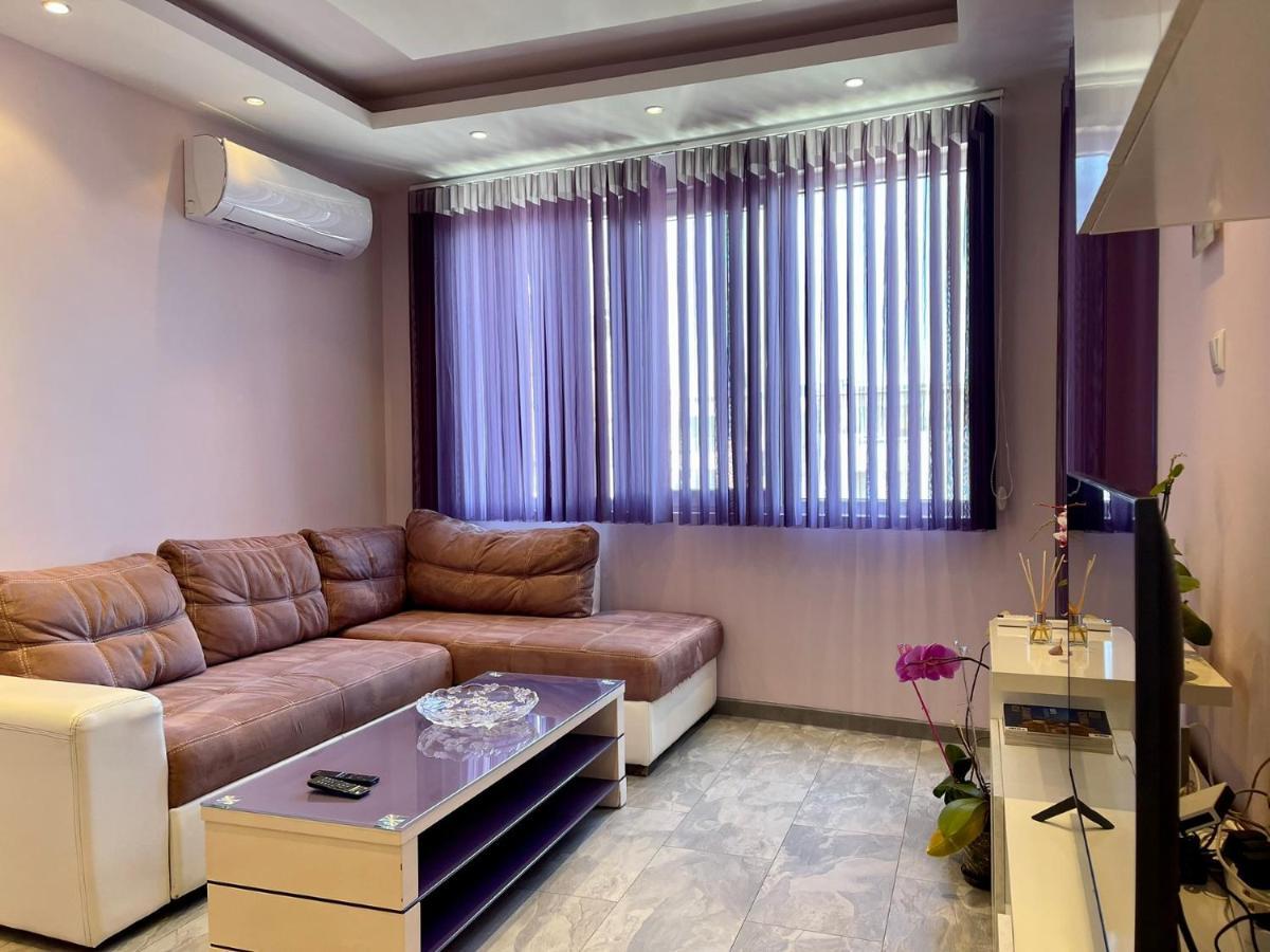 Апартамент Чаролит / Apartment Charoite بورغاس المظهر الخارجي الصورة