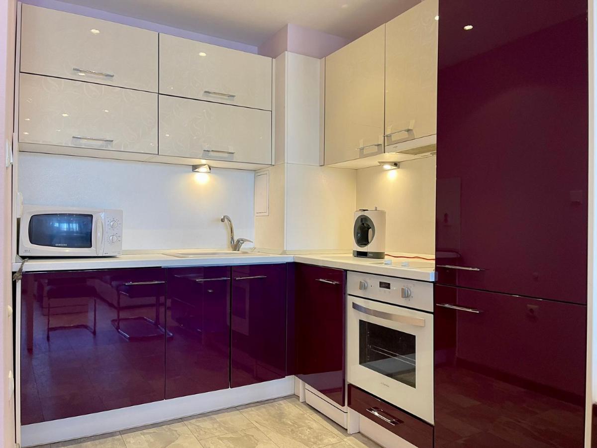 Апартамент Чаролит / Apartment Charoite بورغاس المظهر الخارجي الصورة