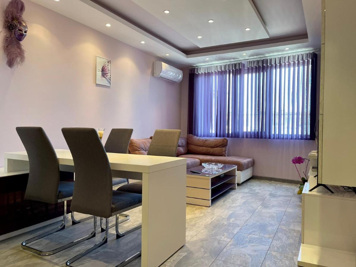 Апартамент Чаролит / Apartment Charoite بورغاس المظهر الخارجي الصورة