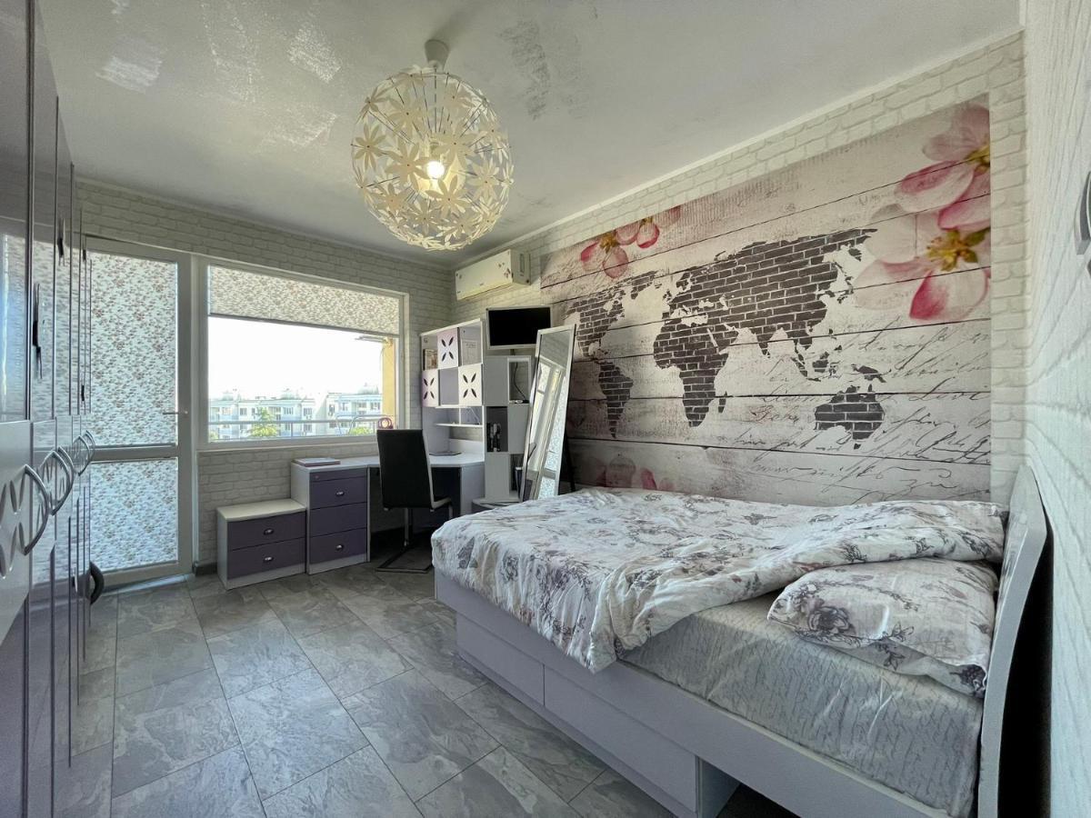 Апартамент Чаролит / Apartment Charoite بورغاس المظهر الخارجي الصورة